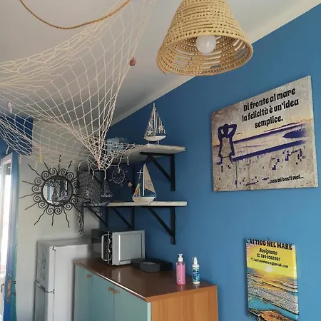 Apartment L' Attico Nel Mare *